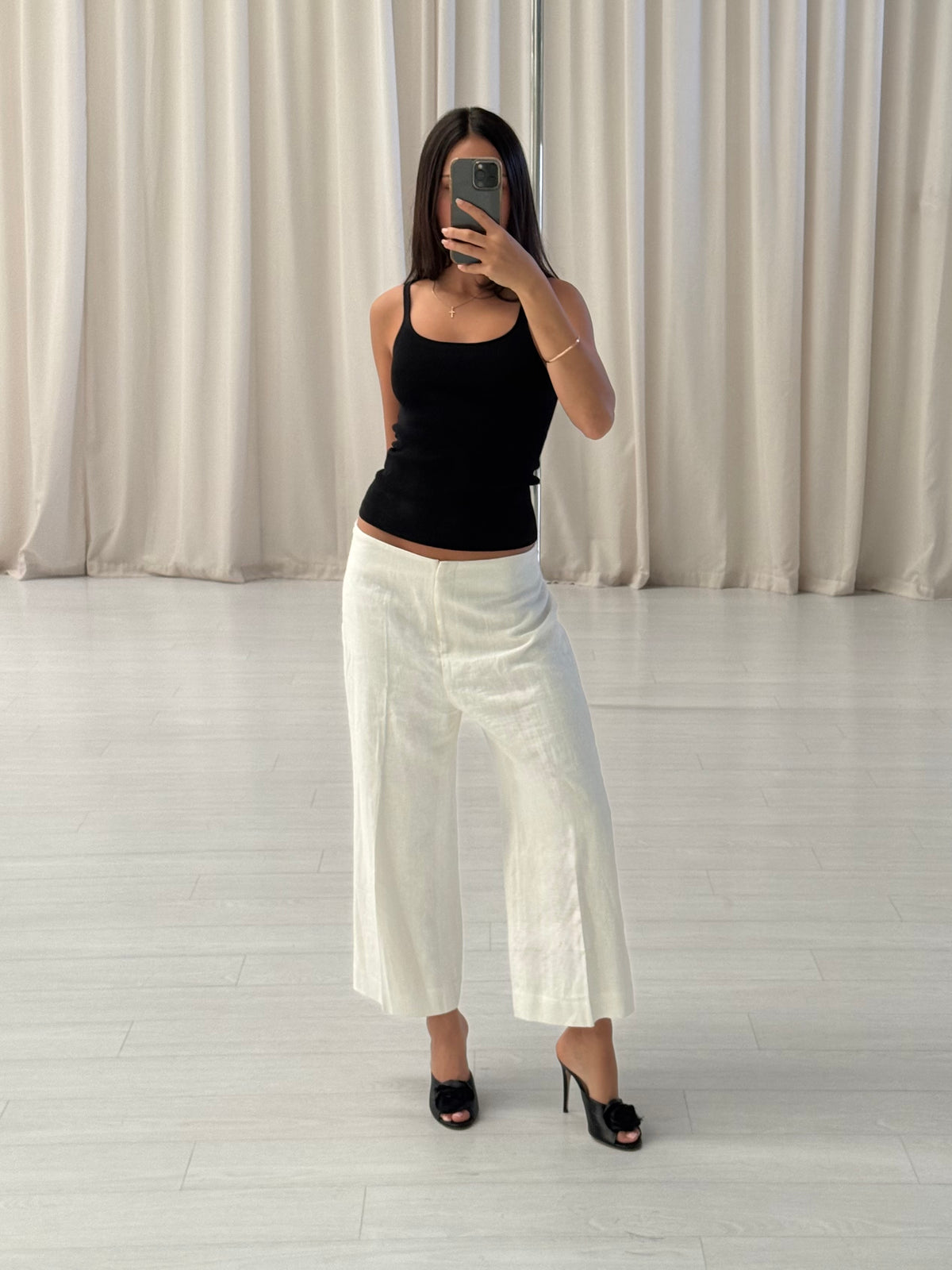 Wide Crop Pant