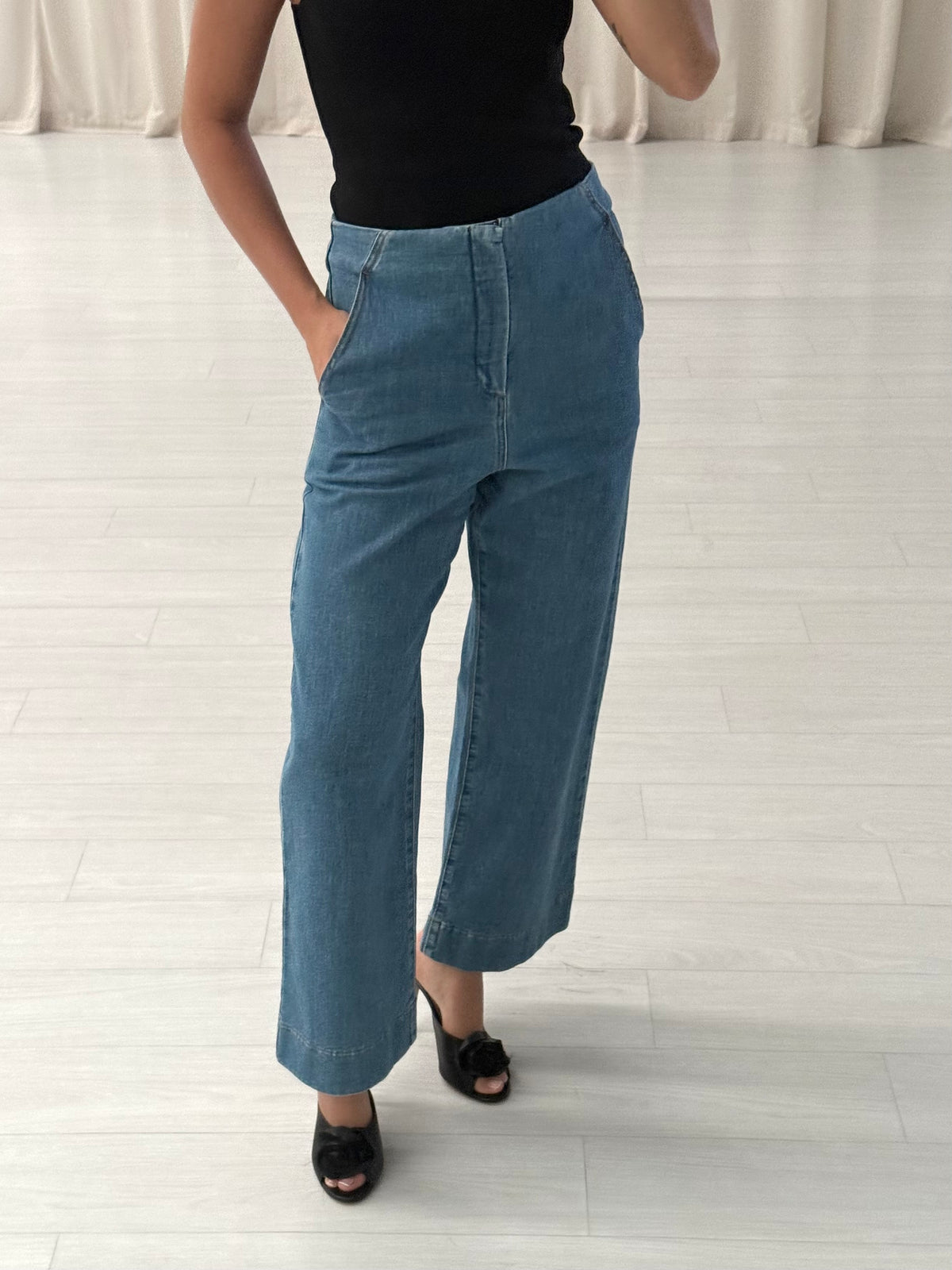 Denim Cropped Jean