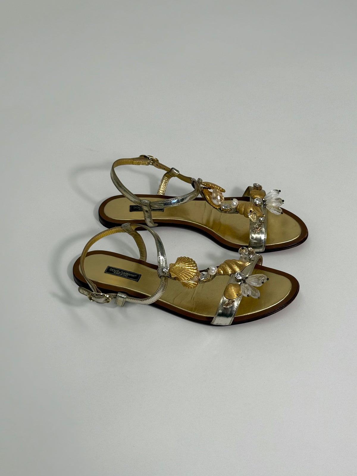 Dolce & Gabbana - Shell Pearl Leather Sandals
