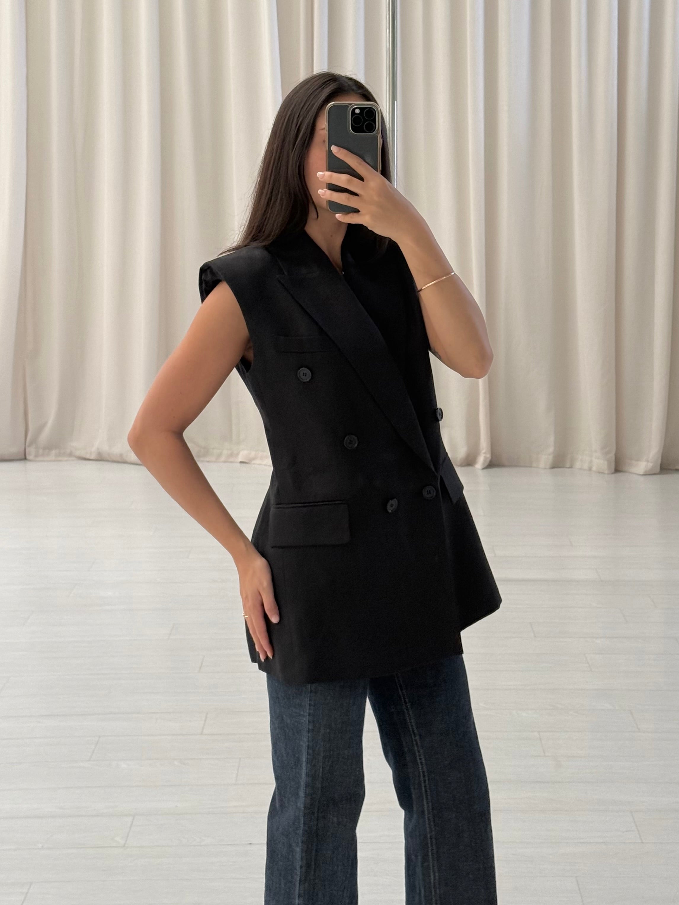 Linen Sleeveless Jacket