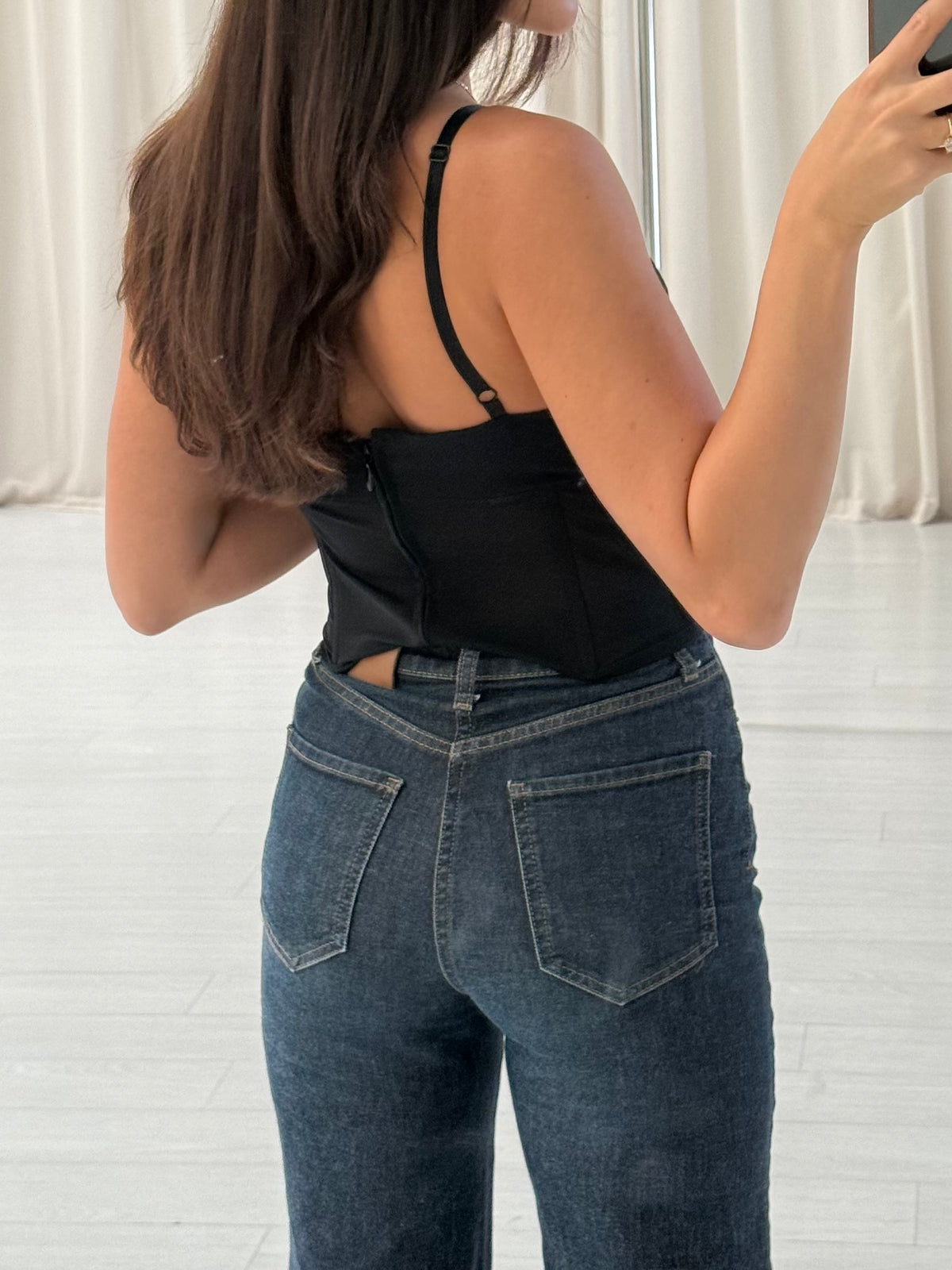 Omega Bustier