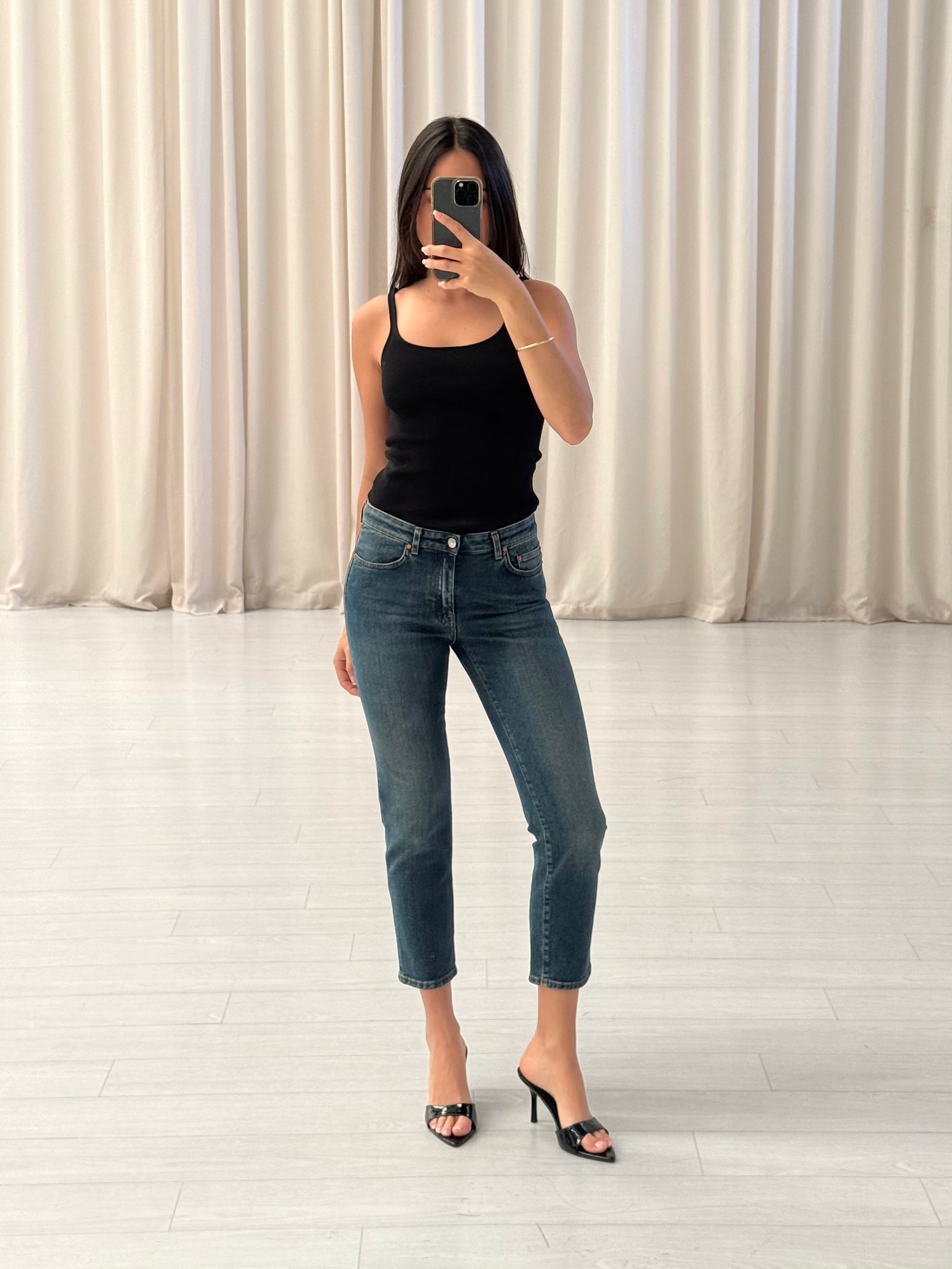Straight Leg Cropped Jean